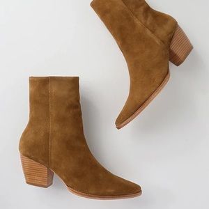 NWT, Never Worn—Matisse Caty Boot in Camel Suede